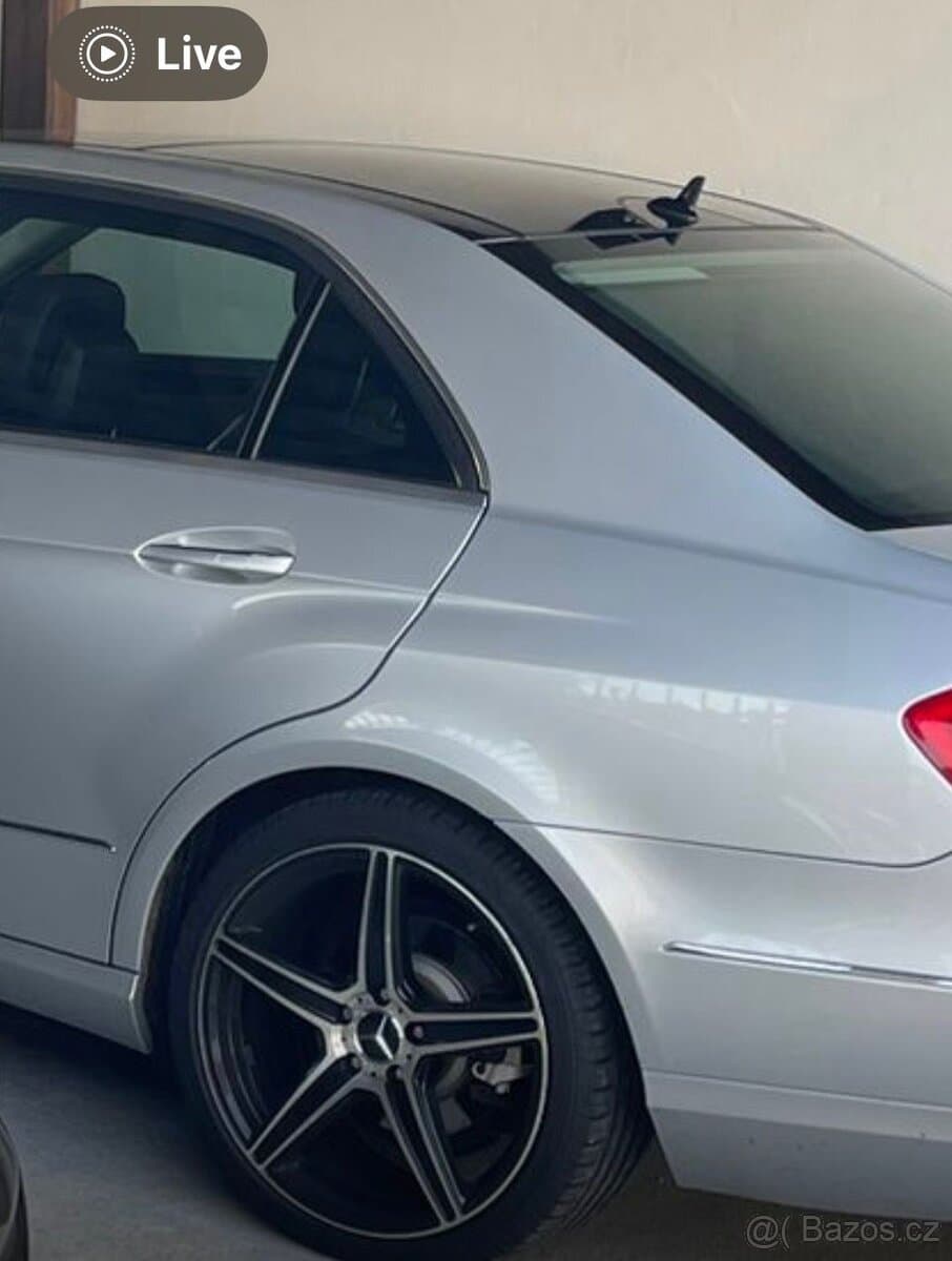 2010 Mercedes-Benz OSTATNÍ