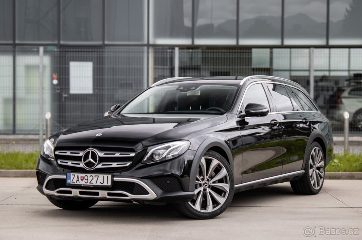 2017 Mercedes-Benz OSTATNÍ