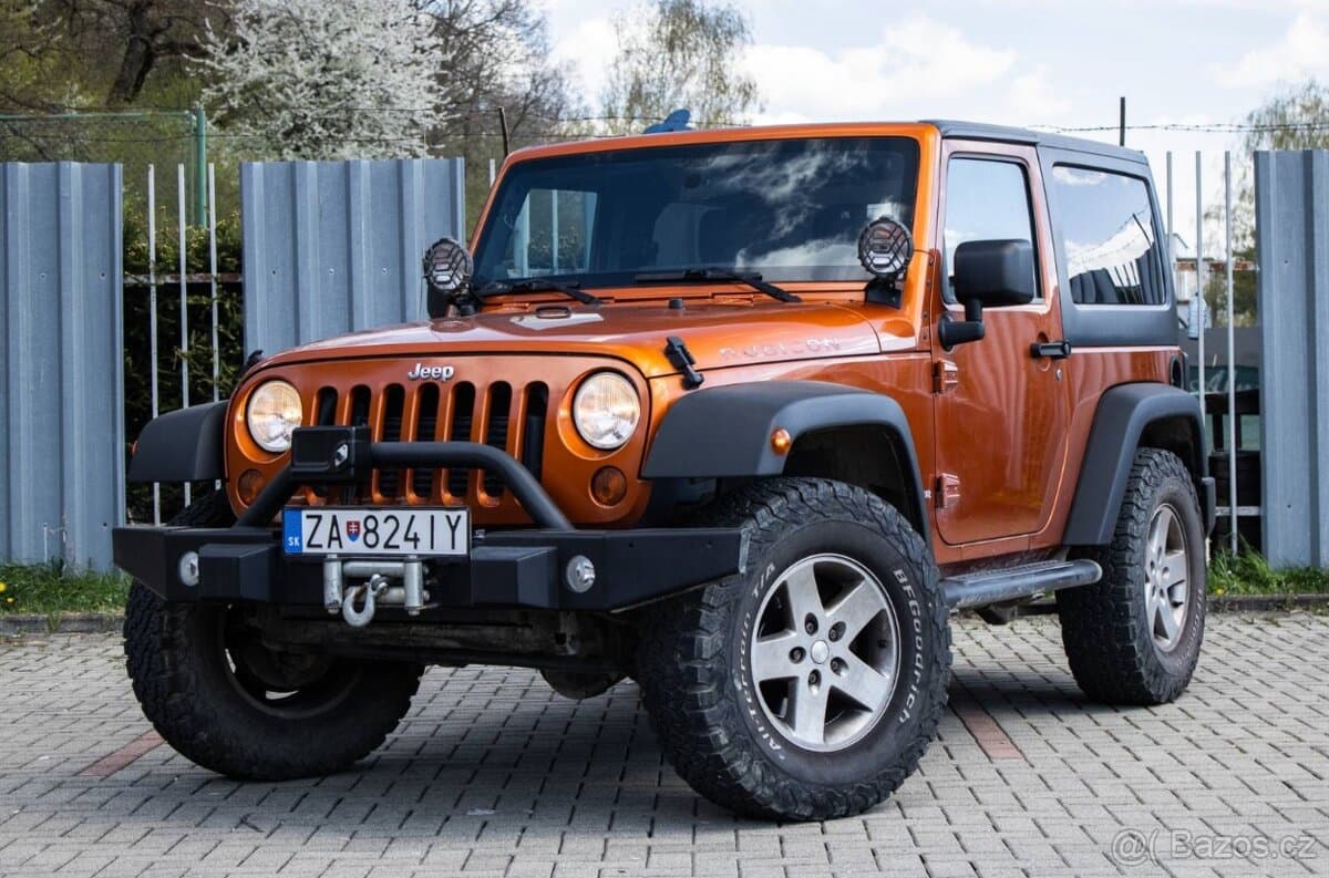 2011 Jeep WRANGLER