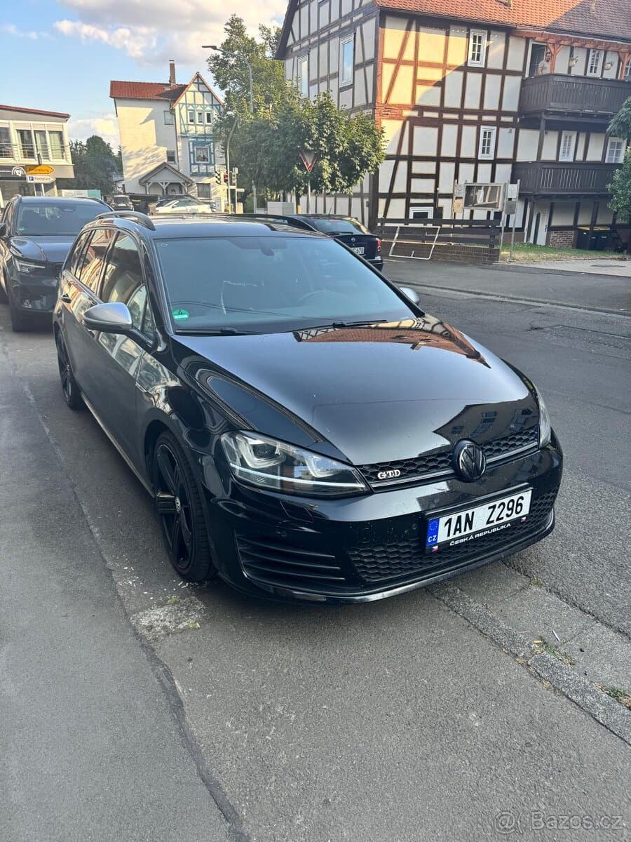 2015 Volkswagen GOLF