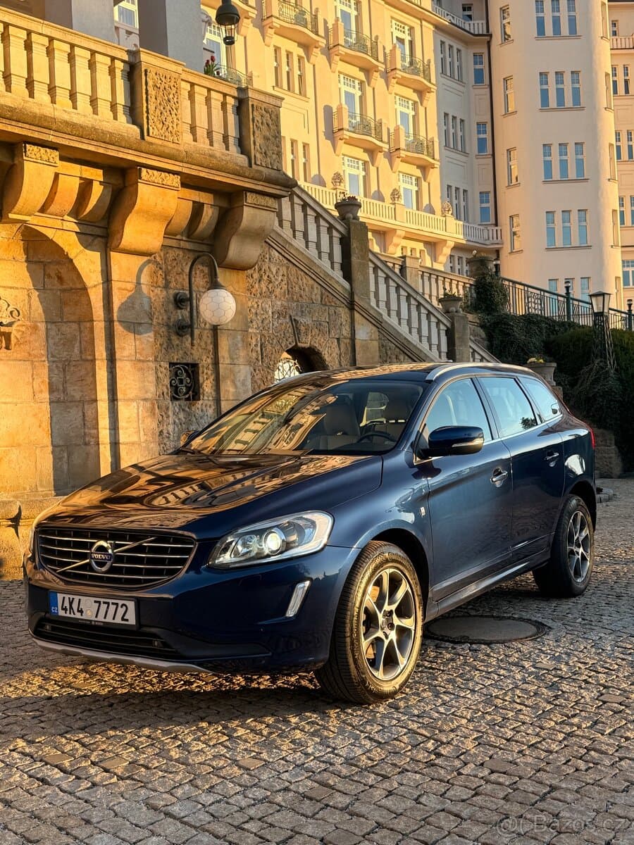 2015 Volvo XC60