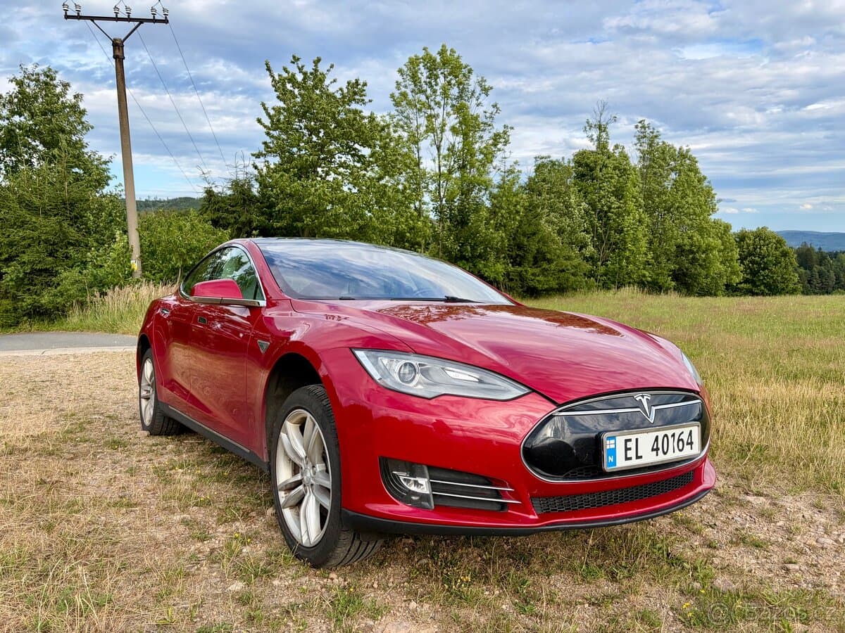 2014 Tesla MODEL S