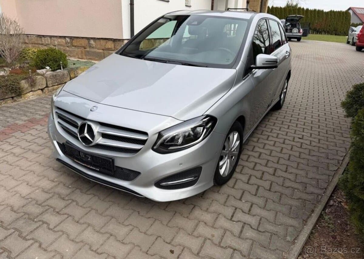 2016 Mercedes-Benz B-CLASS