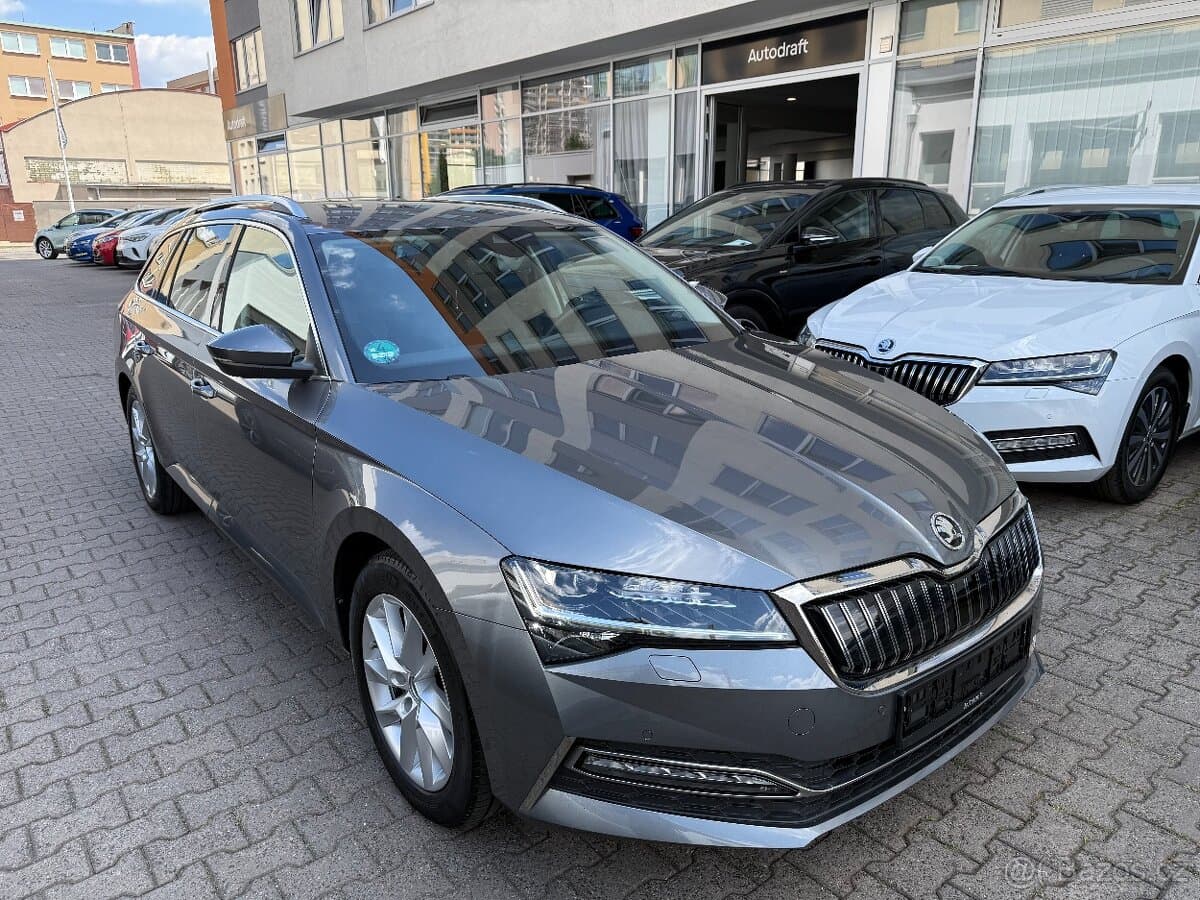 2022 Škoda SUPERB