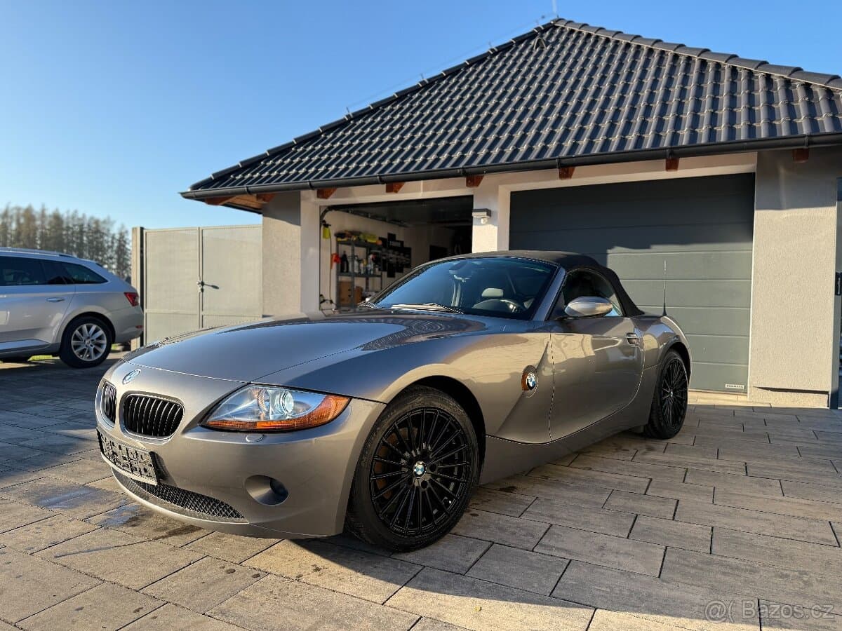 2003 BMW Z4