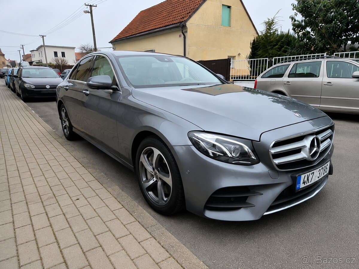 2020 Mercedes-Benz E-CLASS