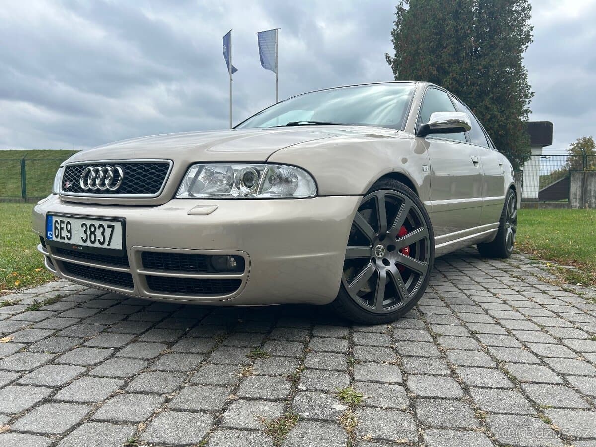 Audi S4