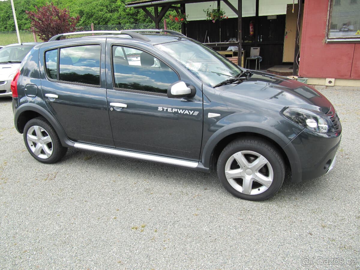 2011 Dacia SANDERO