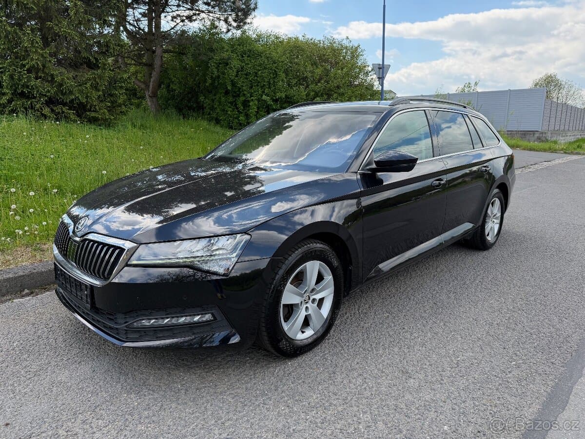 2023 Škoda SUPERB