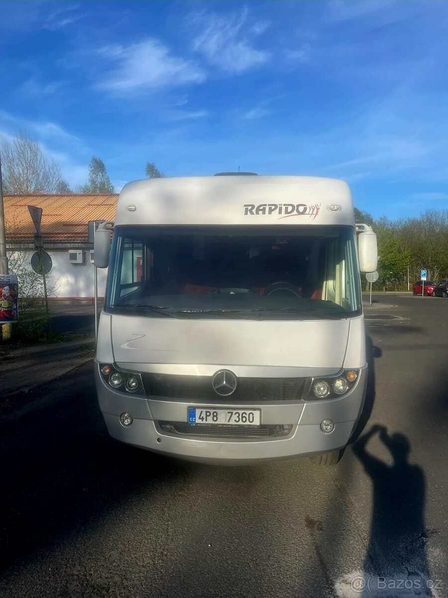 2011 Mercedes-Benz OSTATNÍ