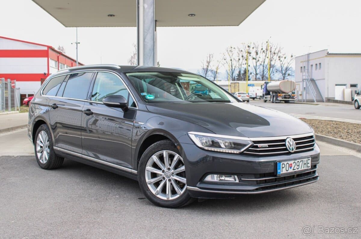2016 Volkswagen PASSAT