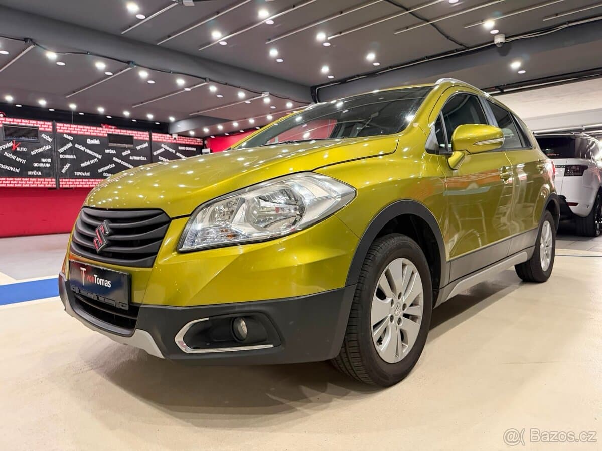 2015 Suzuki S-CROSS