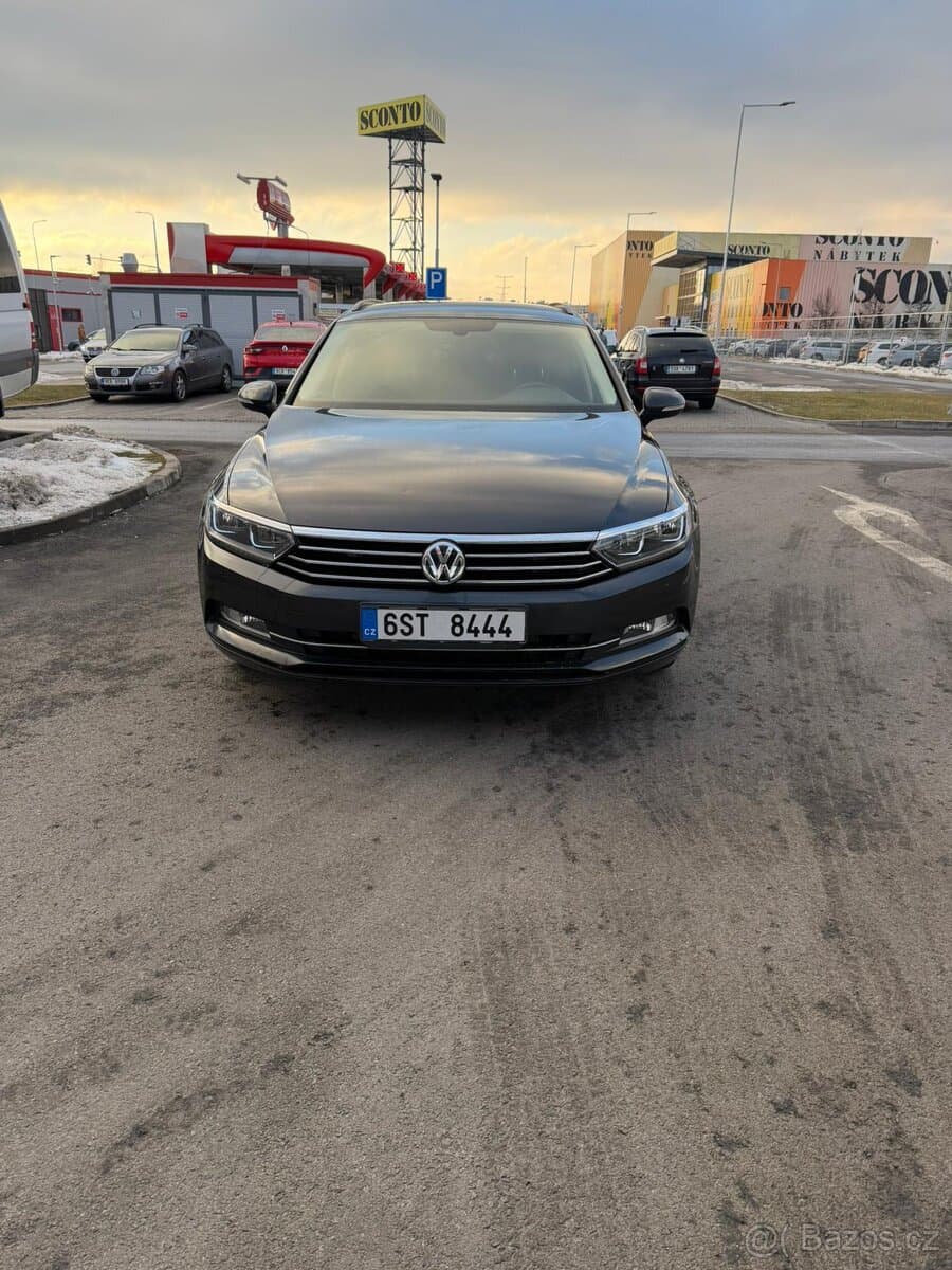 2019 Volkswagen PASSAT