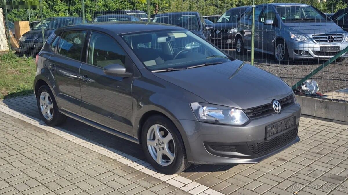 2012 Volkswagen POLO