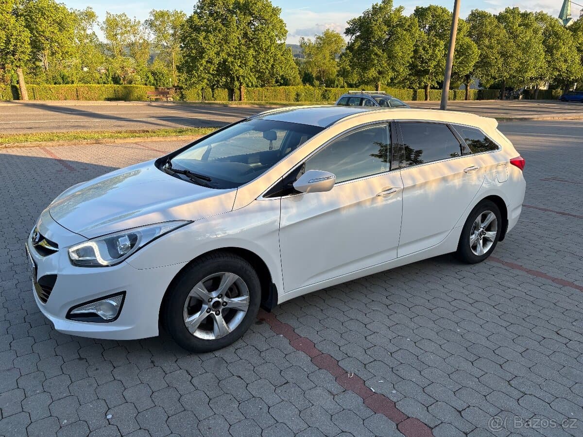 2012 Hyundai i40
