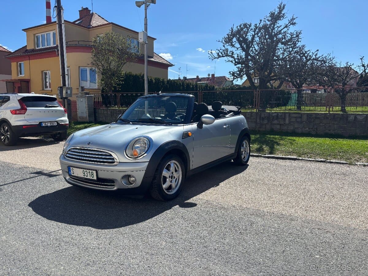2009 Mini COOPER