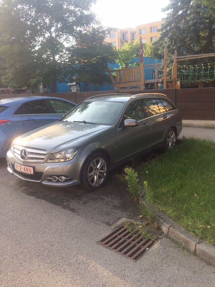 2012 Mercedes-Benz OSTATNÍ