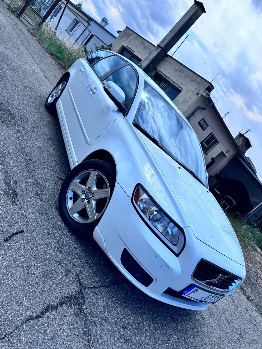 2008 Volvo V50