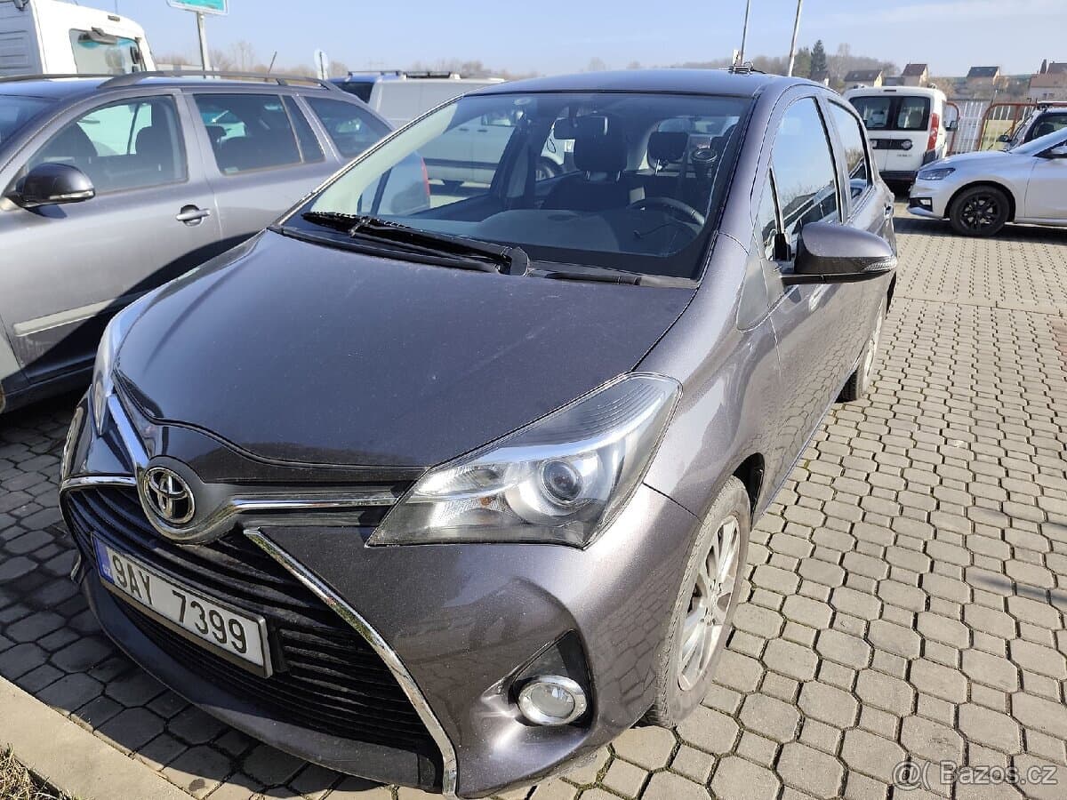 2014 Toyota YARIS