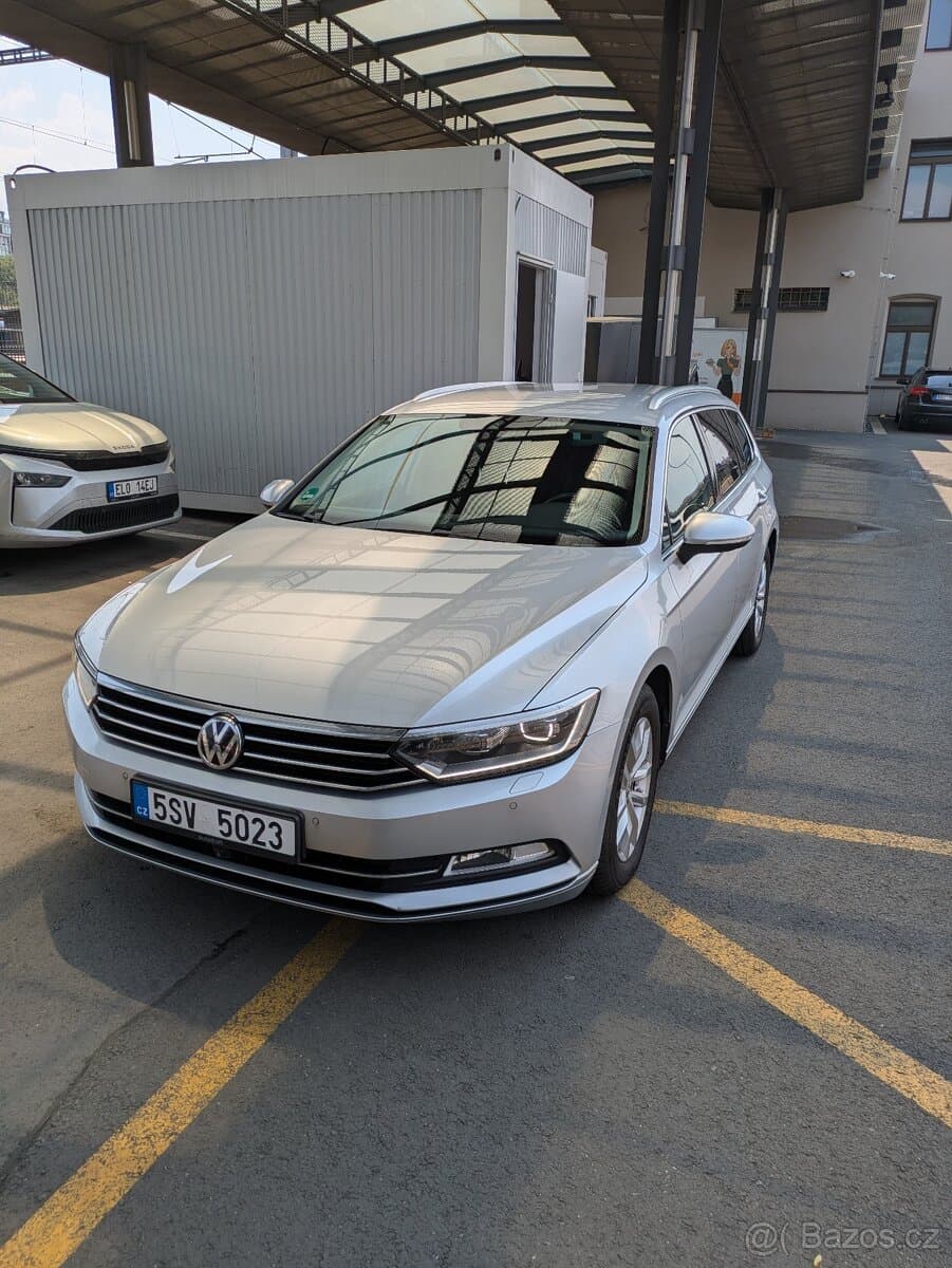 2018 Volkswagen PASSAT
