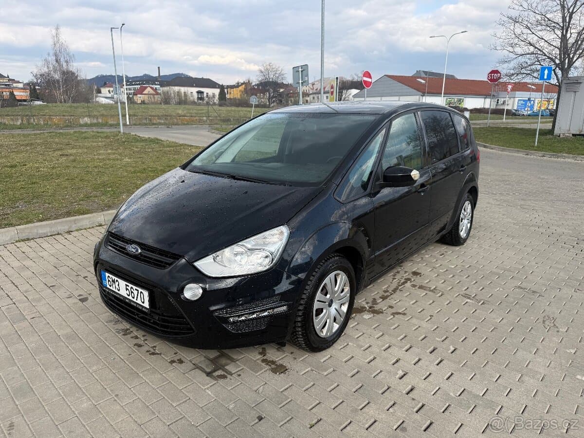 2010 Ford S-MAX