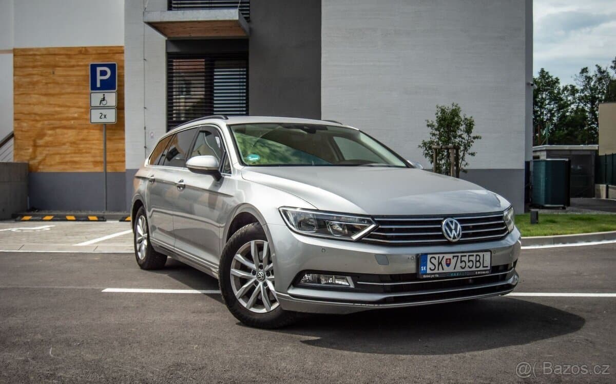 2016 Volkswagen PASSAT