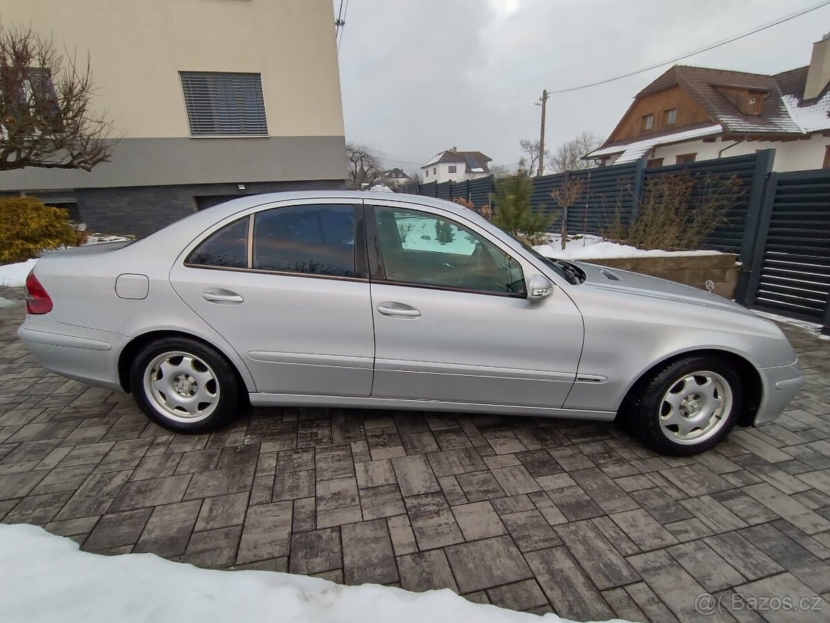2003 Mercedes-Benz OSTATNÍ