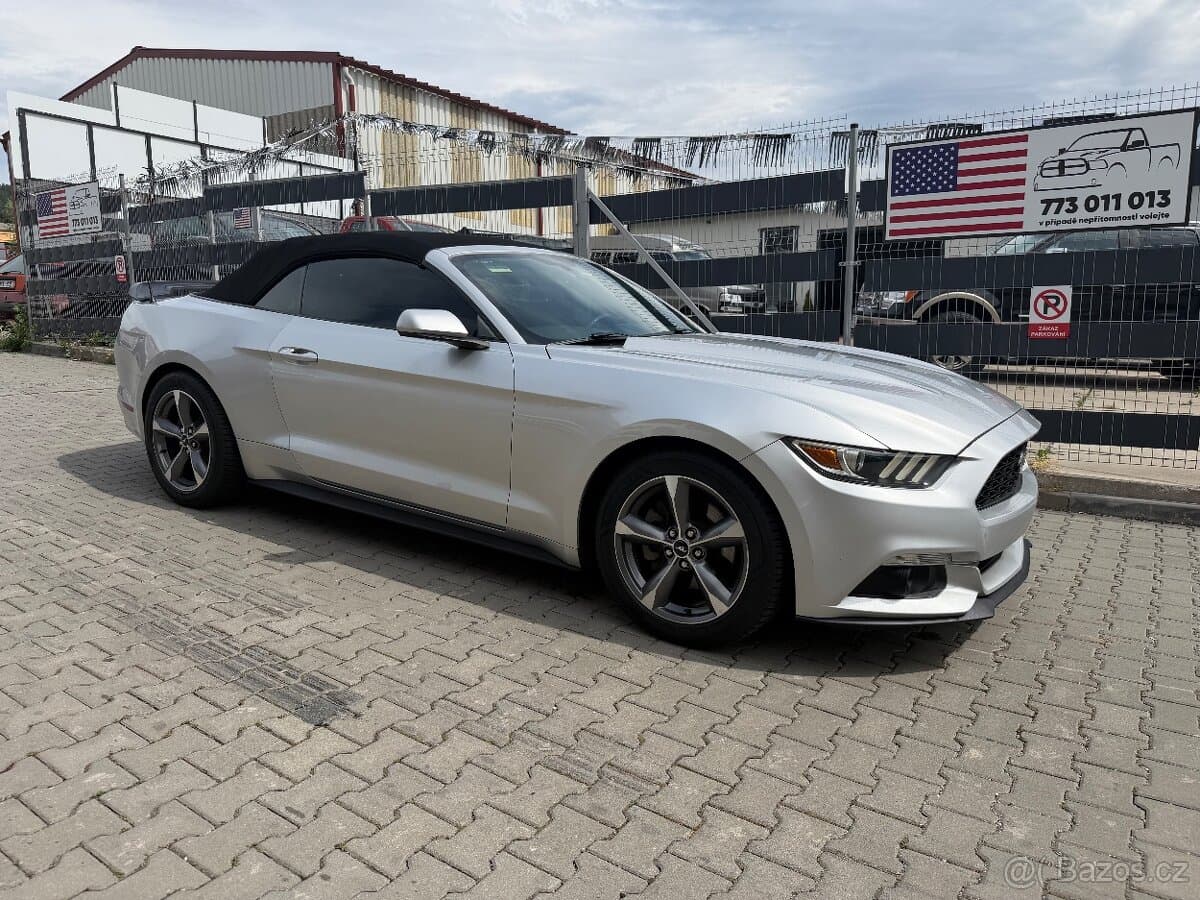 2016 Ford MUSTANG