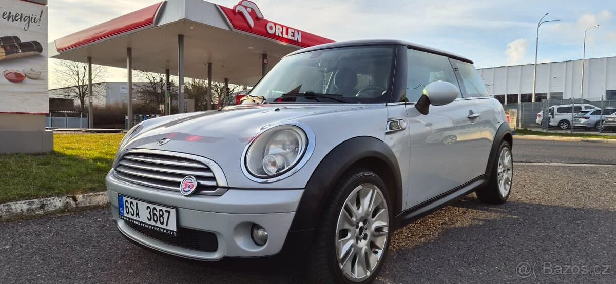 2010 Mini COOPER
