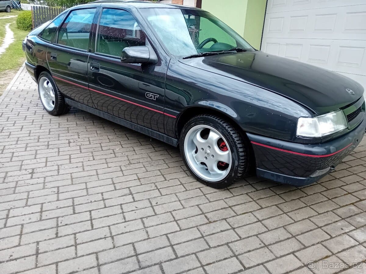 1989 Opel VECTRA