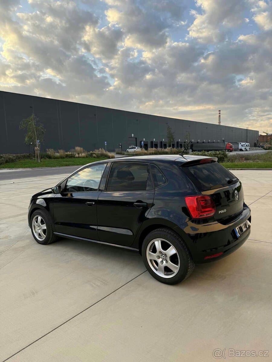 2016 Volkswagen POLO