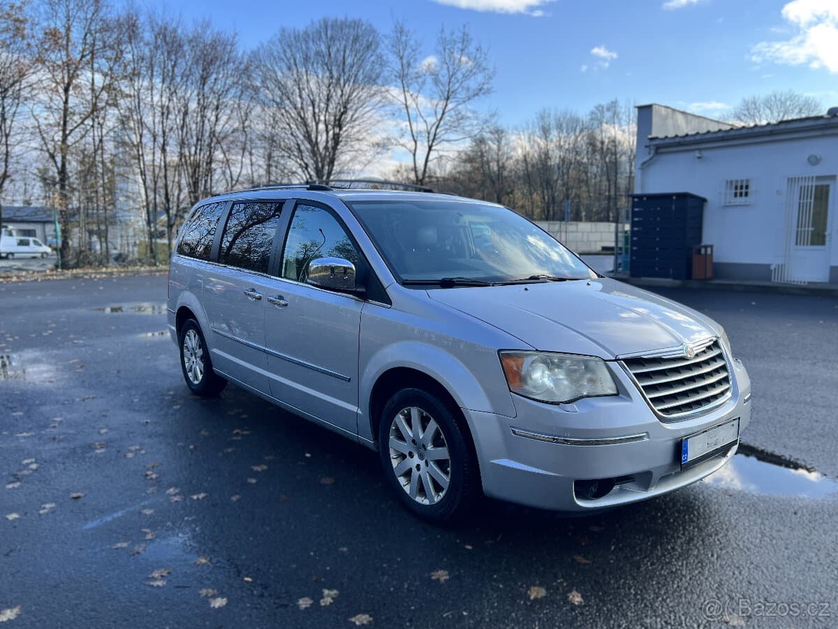 2011 Chrysler VOYAGER