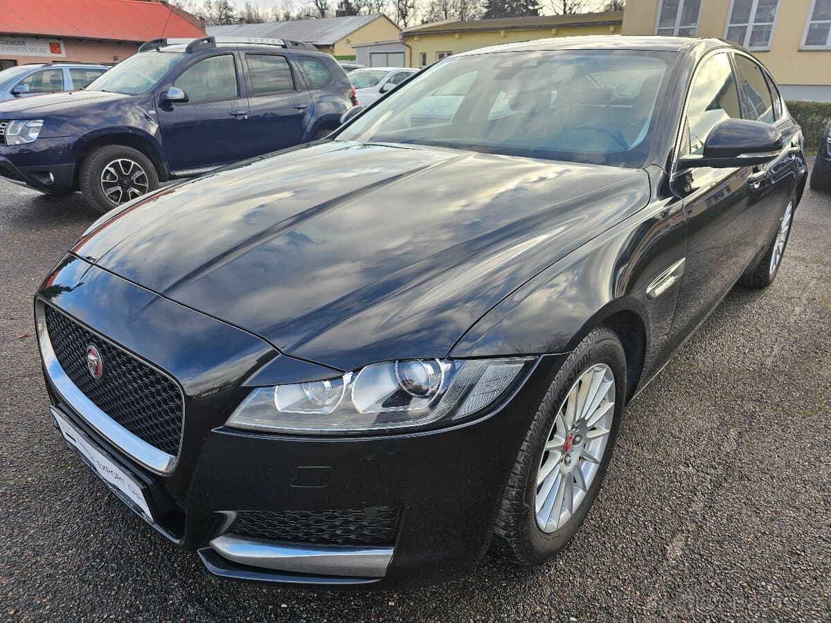 2019 Jaguar XF