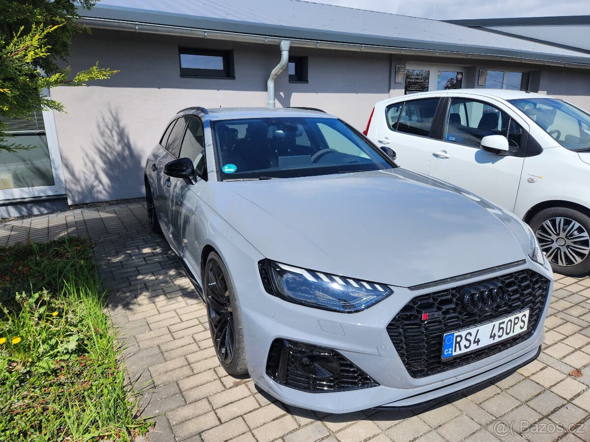 2022 Audi RS4