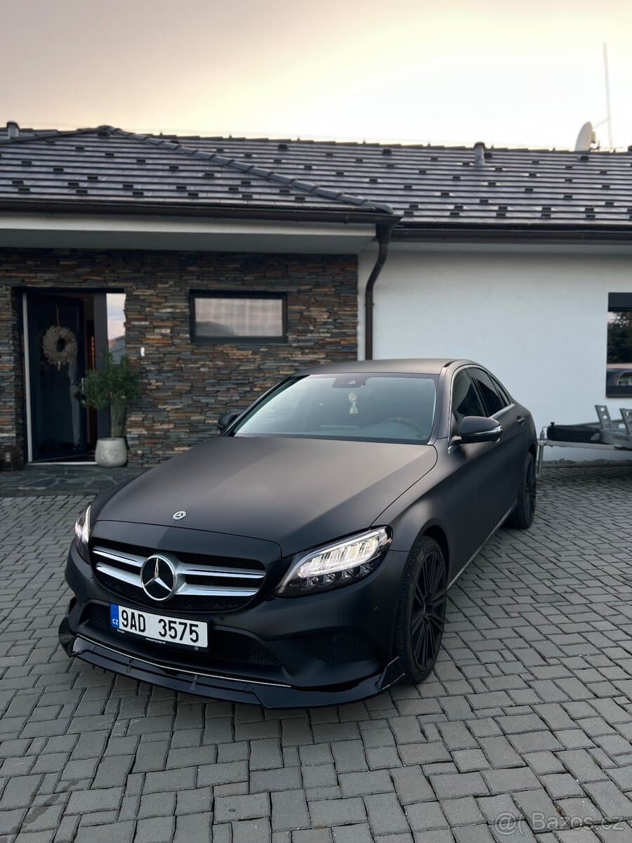 2020 Mercedes-Benz OSTATNÍ