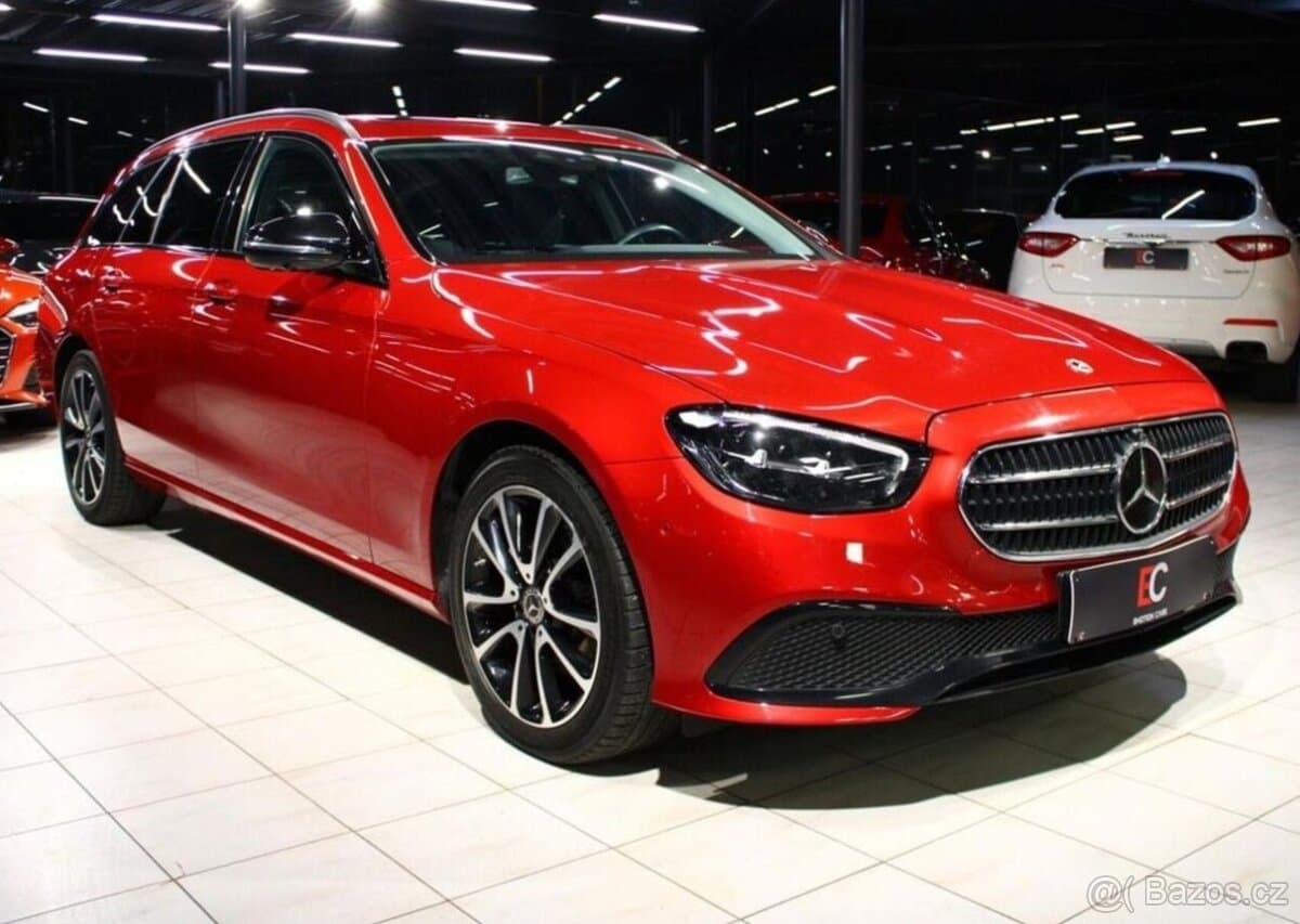 2022 Mercedes-Benz E-CLASS
