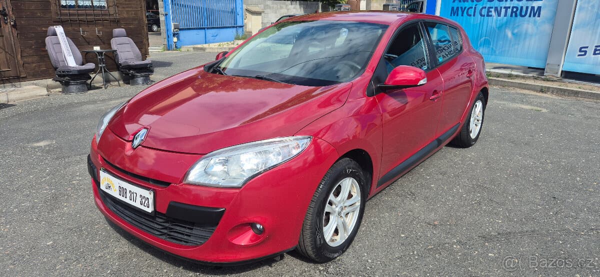 2011 Renault MEGANE