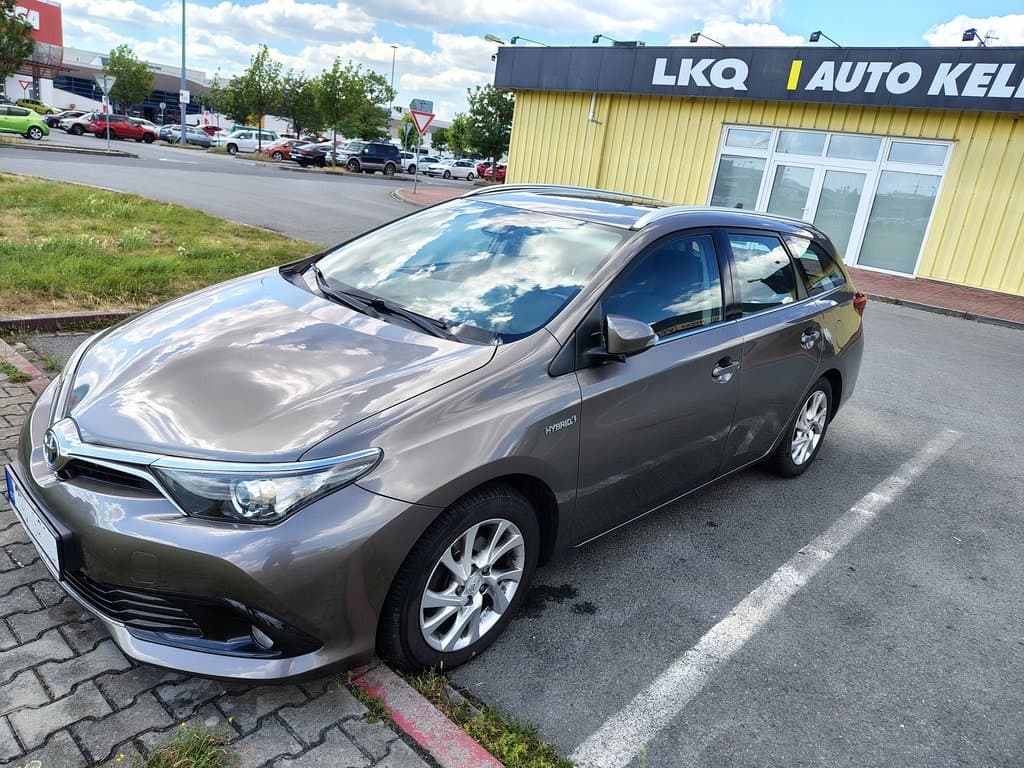 2018 Toyota AURIS