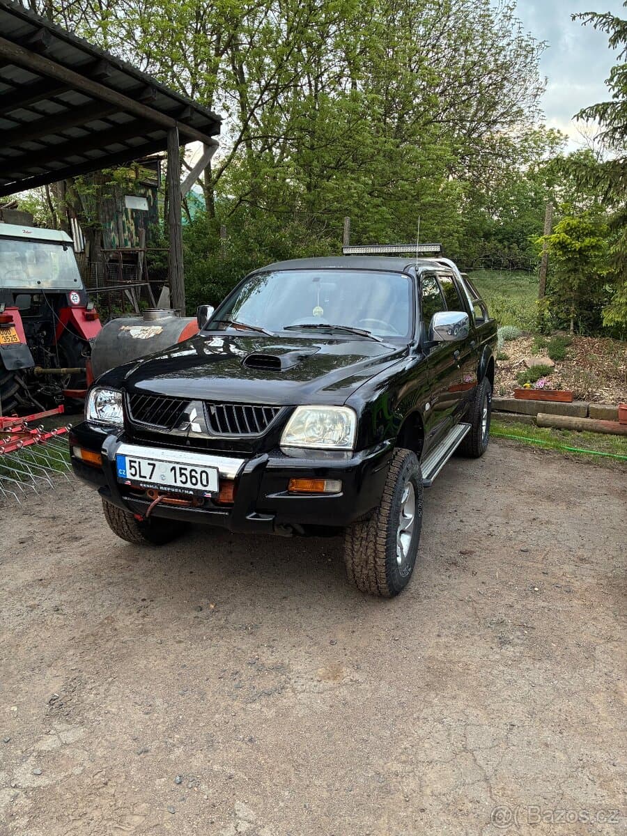 2006 Mitsubishi L200