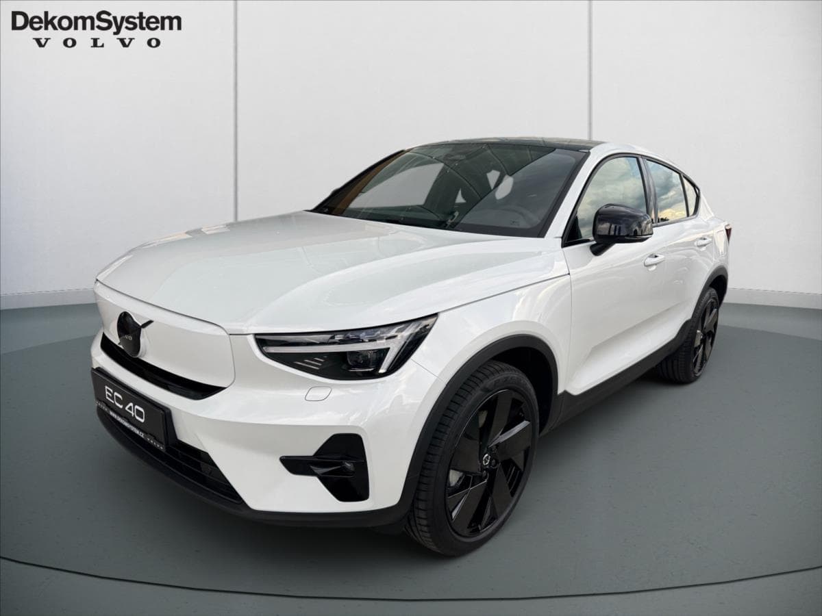 Volvo EC40 Single Range Plus Black 1