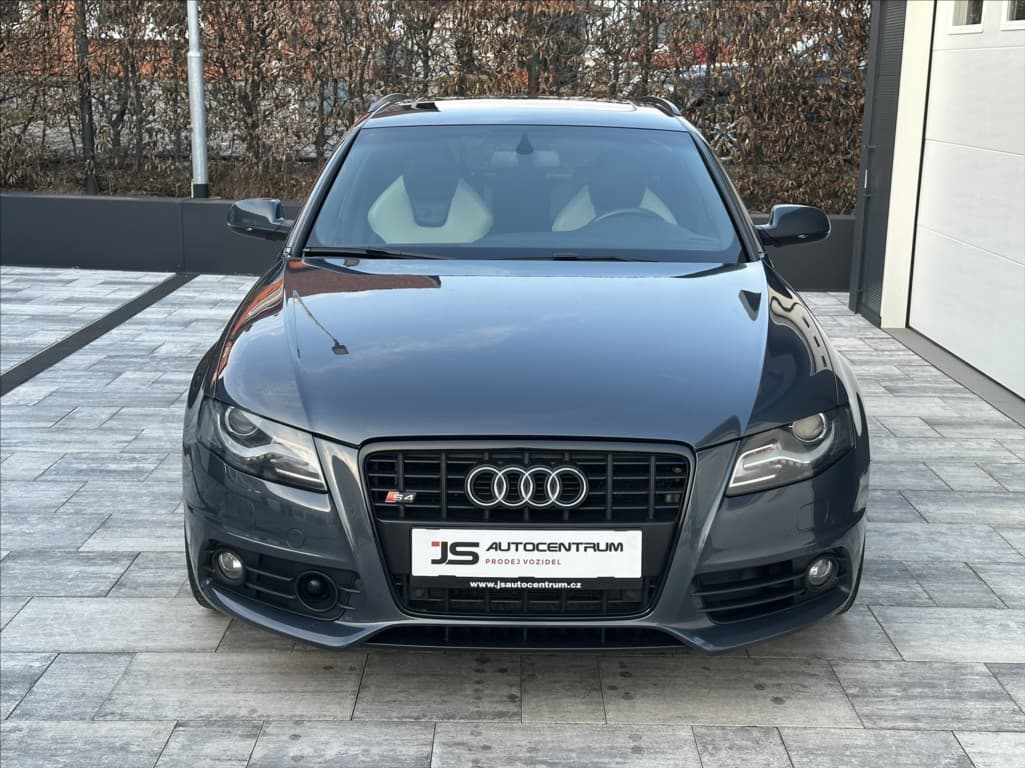 Audi S4 3,0 TFSI 441PS Quattro M