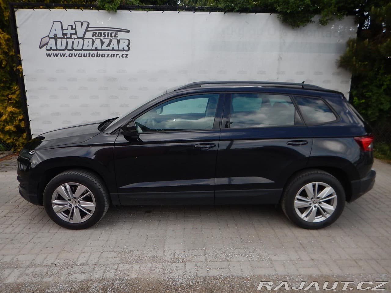 Škoda Karoq 2.0 TDI DSG, 4x4, SERVISK