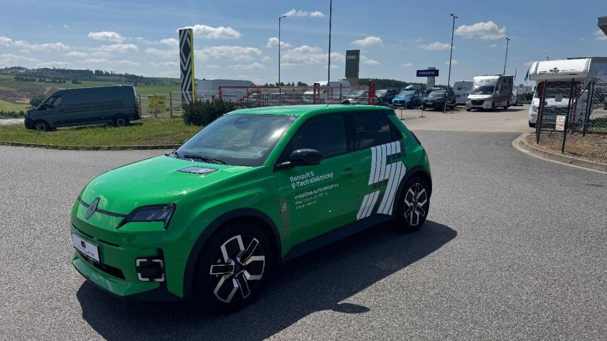 2025 Renault Ostatní