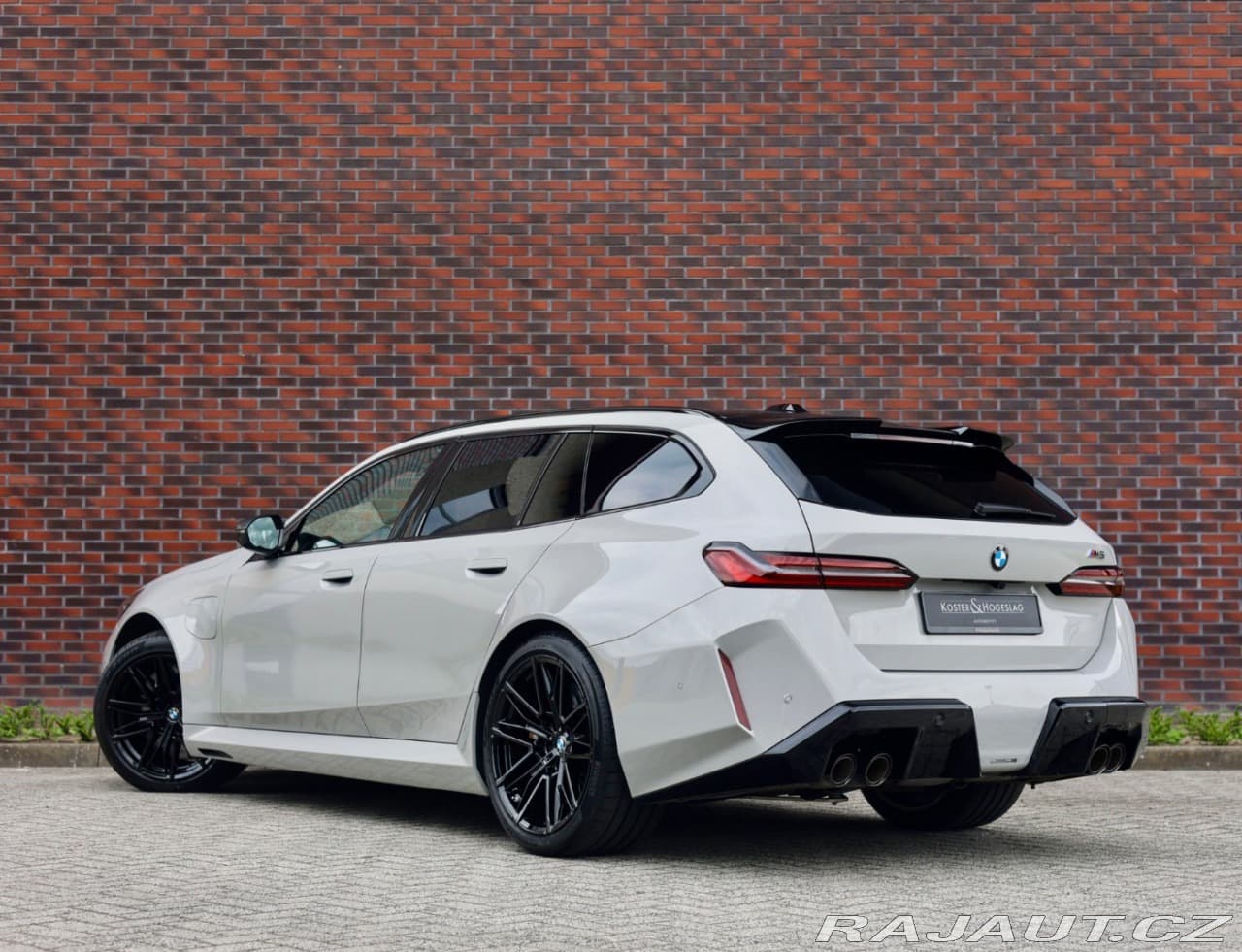 2025 BMW M5
