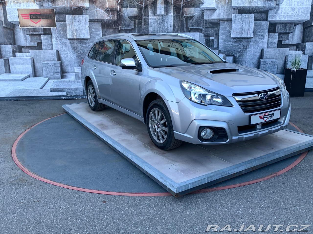 2014 Subaru OUTBACK