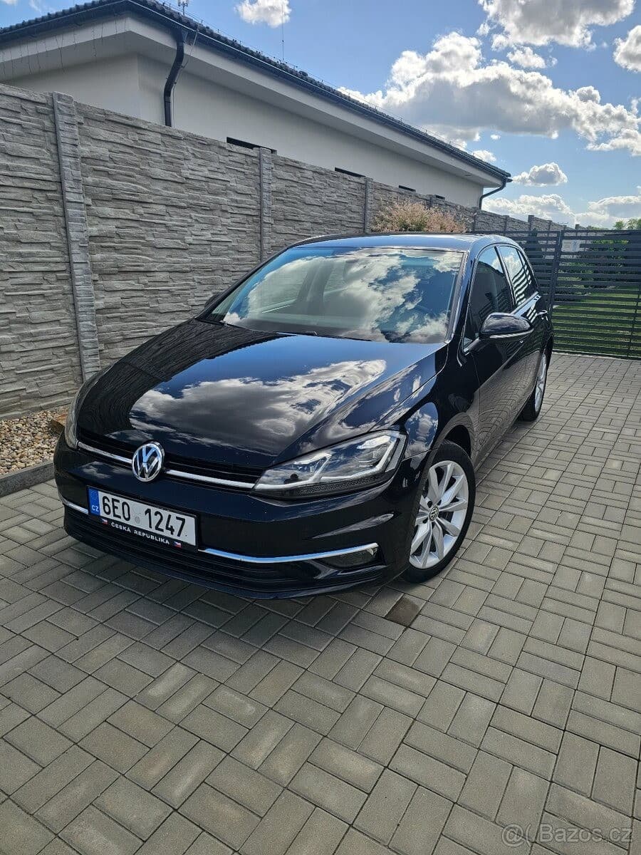 2017 Volkswagen GOLF