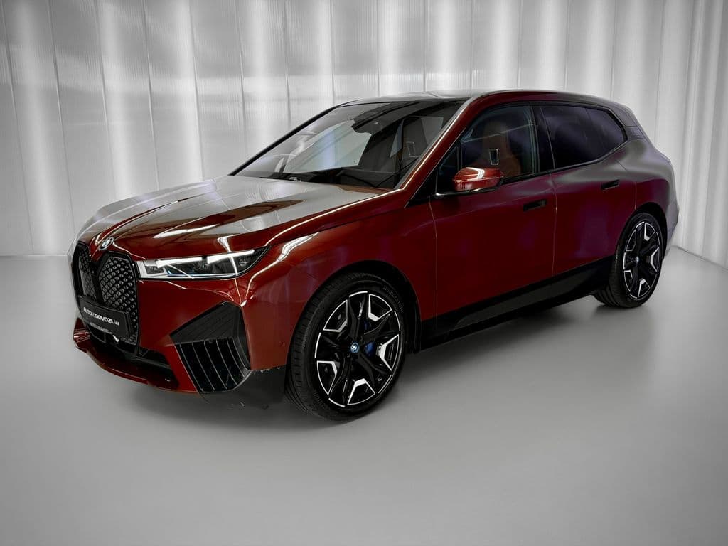 2022 BMW iX