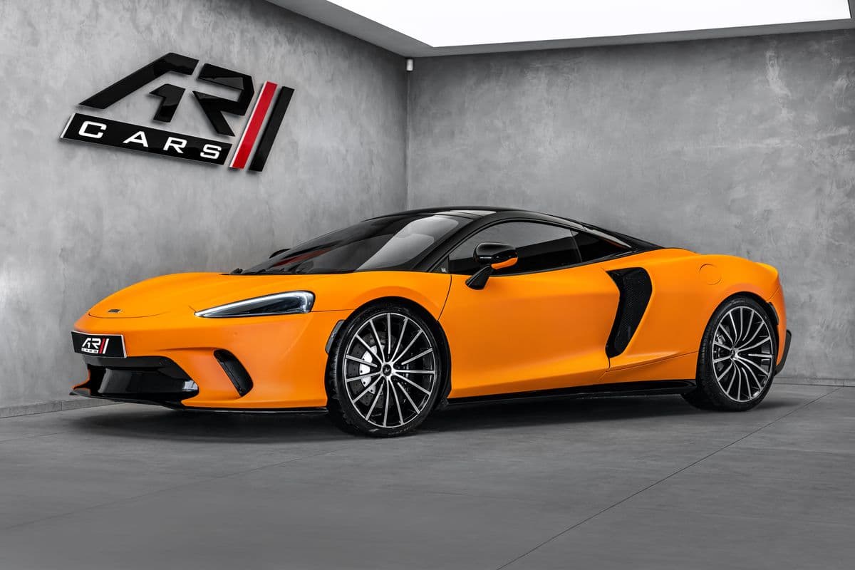 2021 McLaren OSTATNÍ