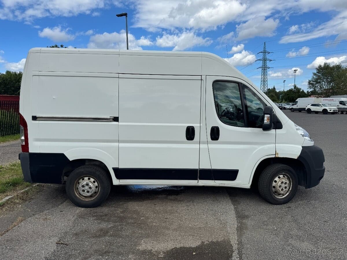 2012 Peugeot BOXER