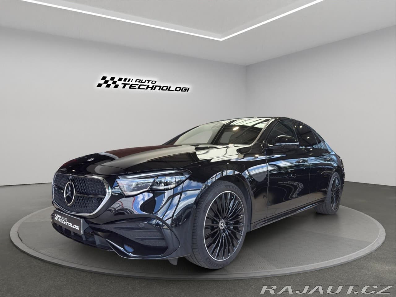 2025 Mercedes-Benz E-CLASS